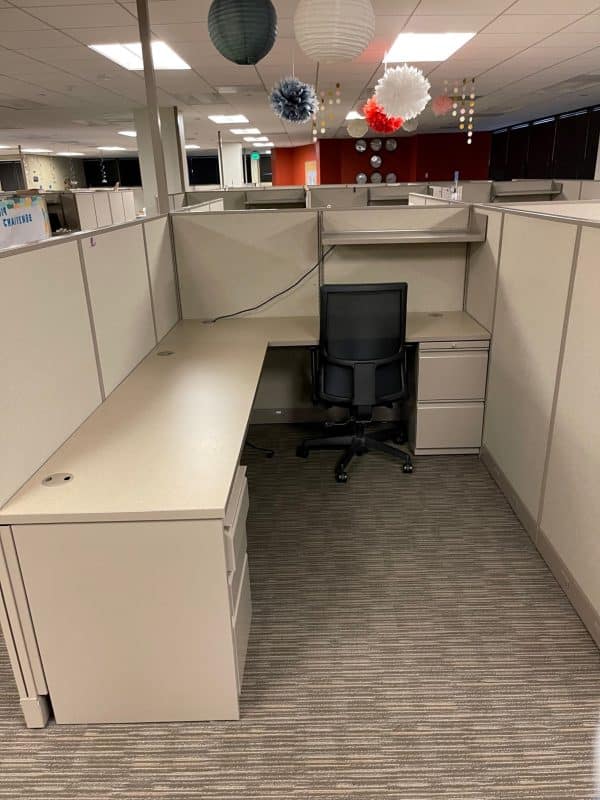 Hon Initiate 6x6/6x8 Workstations