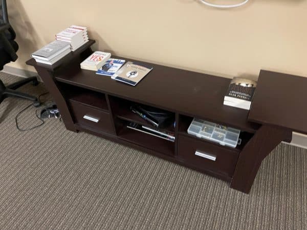 AV Table