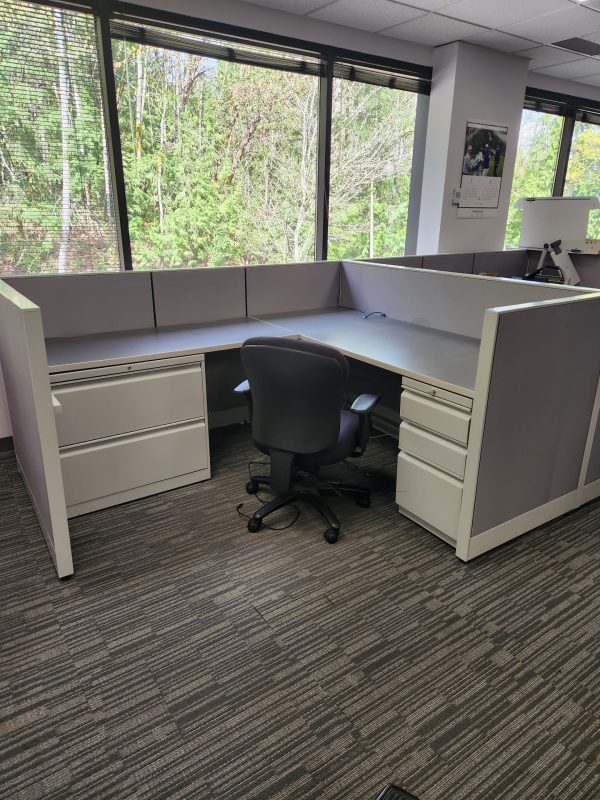 HON Workstation (Used) - Image 2